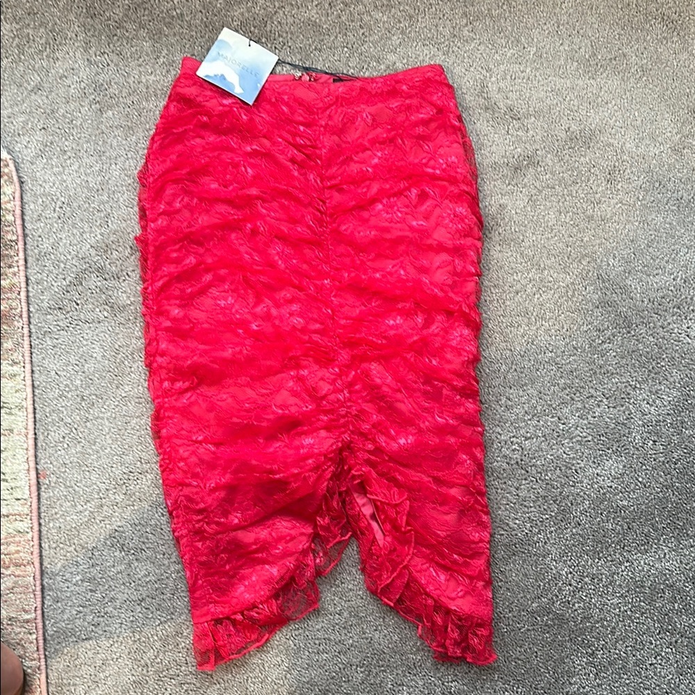 Vibrant hot pink never worn  Ruched Skirt